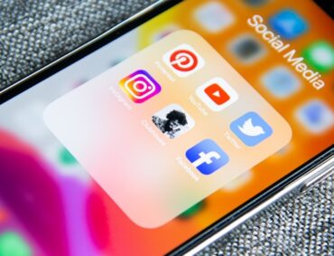 social-media-sm
